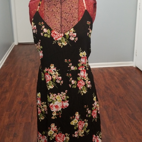 Dress with Side Cutouts and Keyhole back - Picture 2 of 5